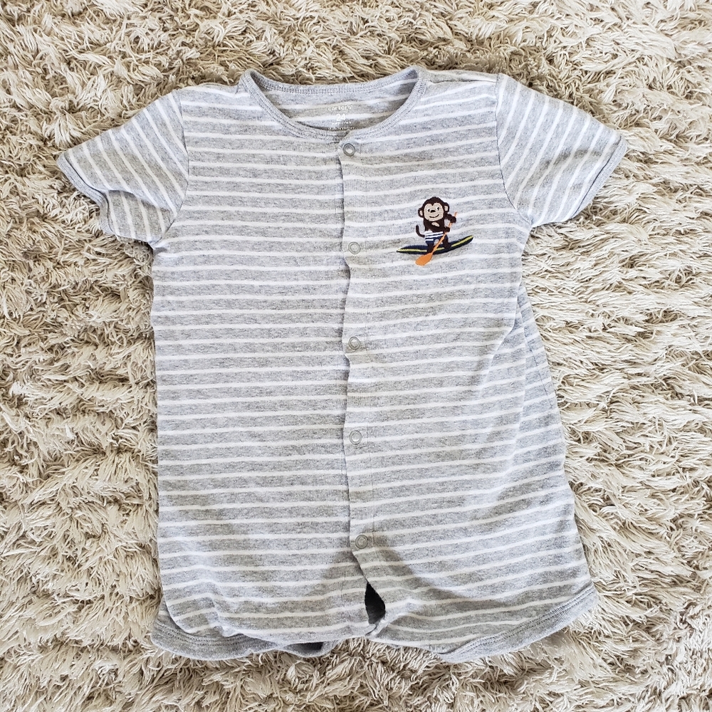 24m boy Carter's outfit and 2 rompers - Picture 2 of 13